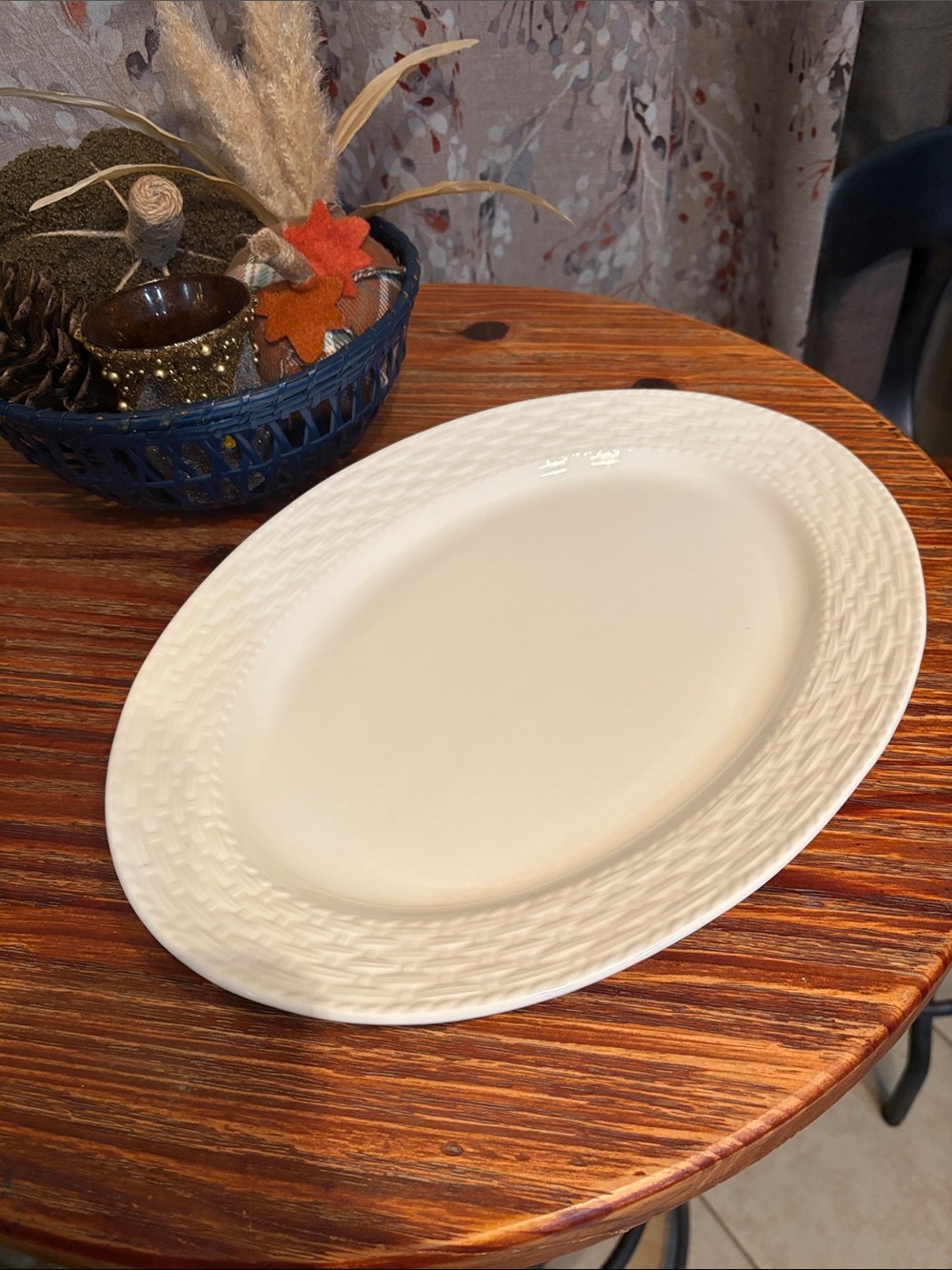 Gibson white Woven-Edge Ceramic Serving Platter